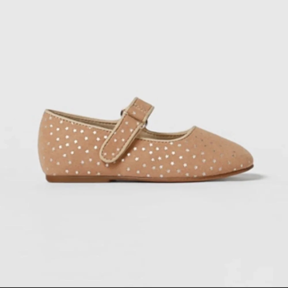 BABY/ STAR FLATS